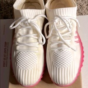 Danskin Positive Vegan Lace-Up Sneakers (Off-White / Pink), Women’s Size 7: $18